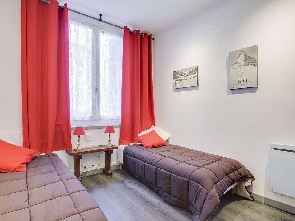 Loue Apt 6 Pers, Centre Cauterets, 2 Ch, Tout Équipé, Proche Pistes - FR-1-401-136 Apartment in Cauterets