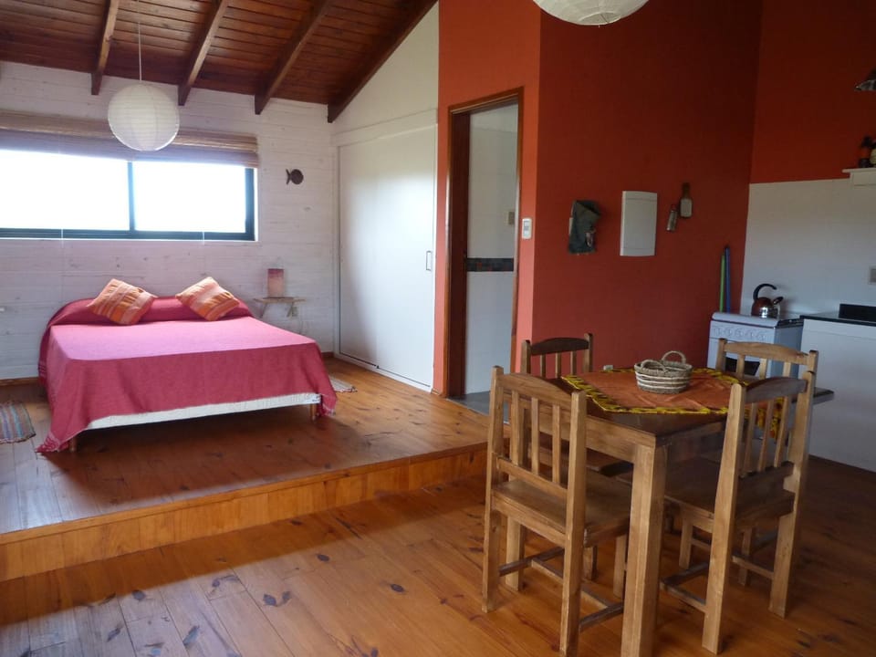 Bed, Living room, Photo of the whole room, Dining area, Bedroom