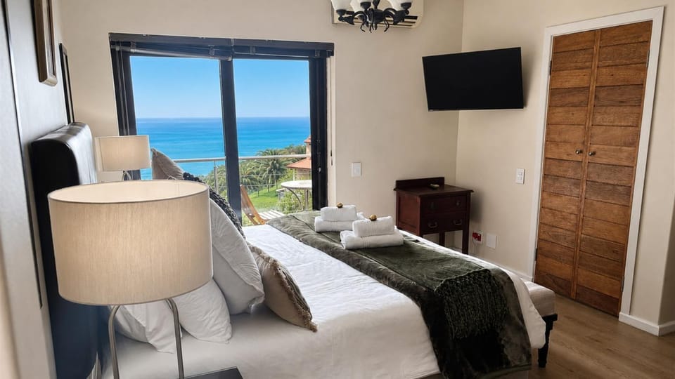 Bed, Bedroom, Sea view