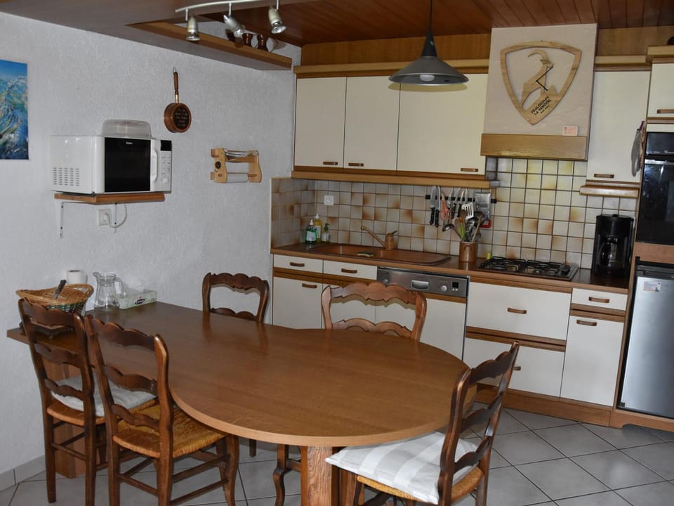 Chalet mitoyen avec jardinet, 3 pièces, 6 personnes - FR-1-464-8 Chalet in Pralognan-la-Vanoise