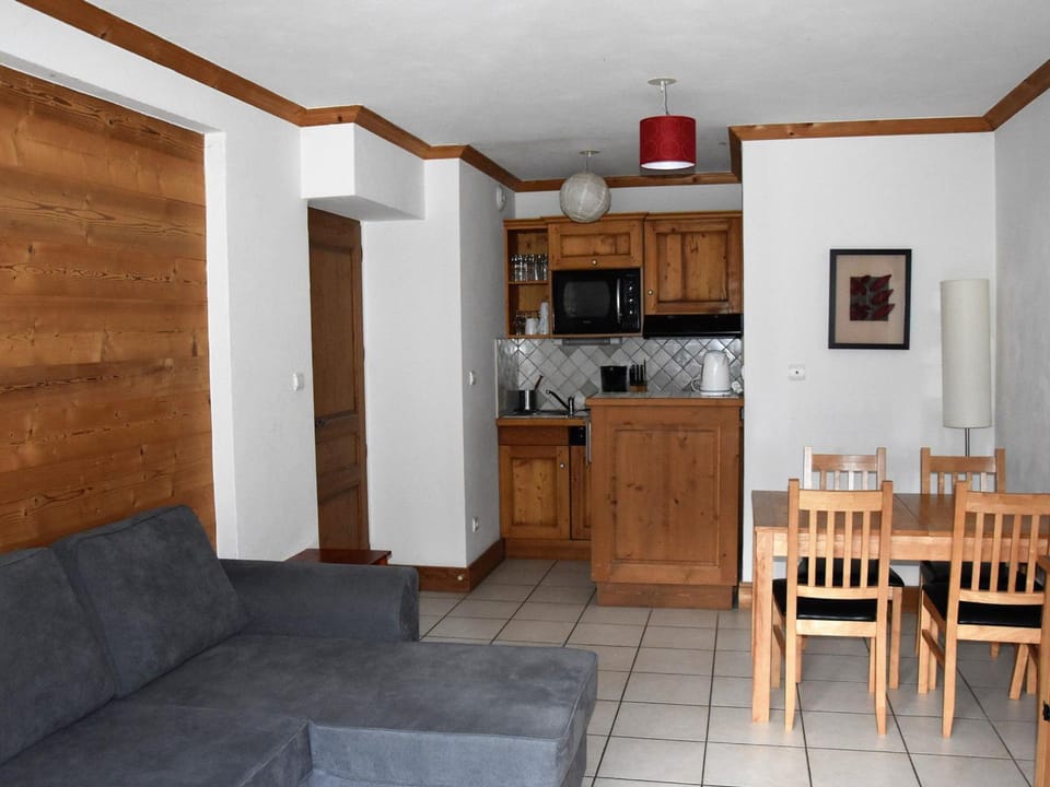 Appartement chaleureux avec balcon sud à Bozel - FR-1-464-13 Apartment in Saint-Bon-Tarentaise