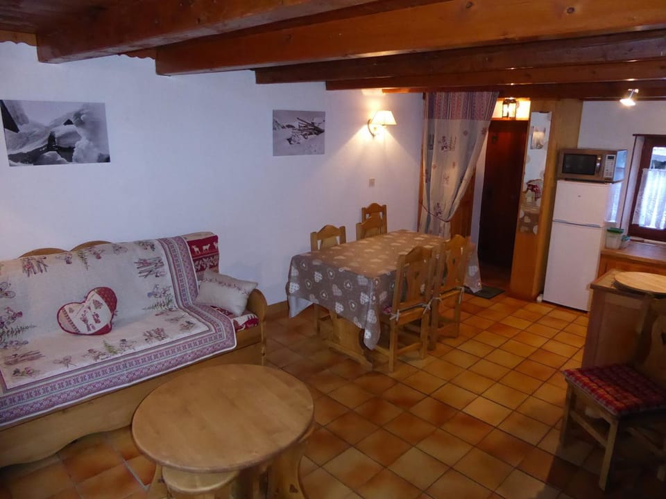 Charmant chalet en pierre pour 6 pers. à Pralognan-la-Vanoise - FR-1-464-16 Chalet in Pralognan-la-Vanoise