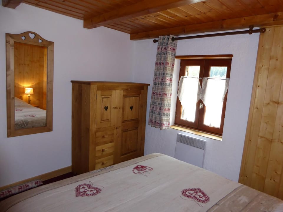 Charmant chalet en pierre pour 6 pers. à Pralognan-la-Vanoise - FR-1-464-16 Chalet in Pralognan-la-Vanoise
