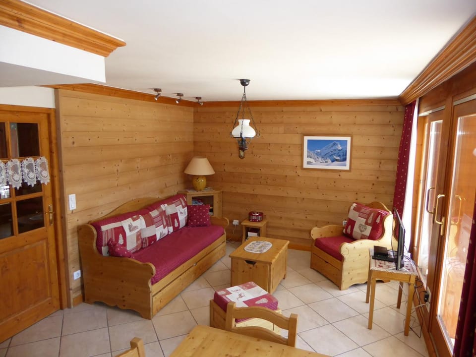 Confortable T3 avec grand balcon - Animaux admis - FR-1-464-67 Apartment in Pralognan-la-Vanoise