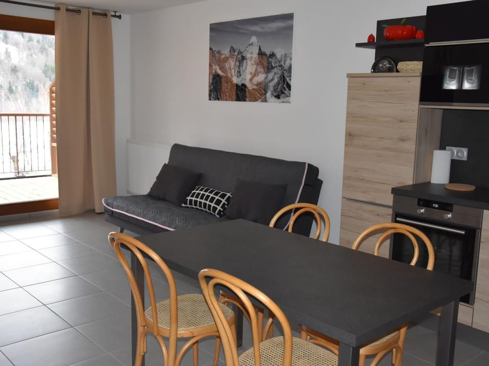 Appartement Contemporain avec Terrasse Sud, Proche Centre et Navette Courchevel - FR-1-464-81 Apartment in Saint-Bon-Tarentaise