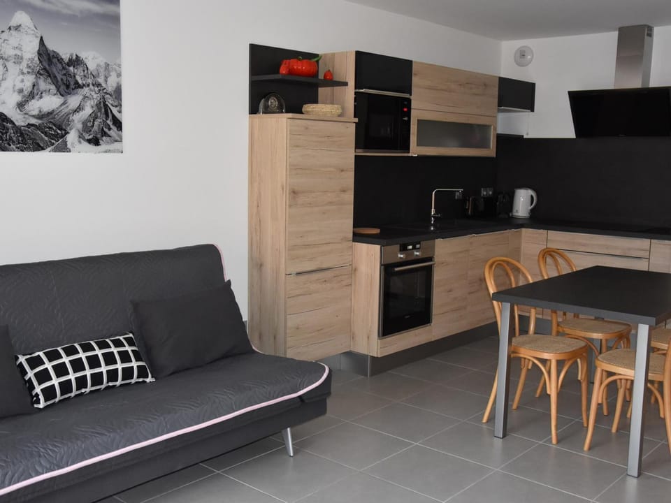 Appartement Contemporain avec Terrasse Sud, Proche Centre et Navette Courchevel - FR-1-464-81 Apartment in Saint-Bon-Tarentaise