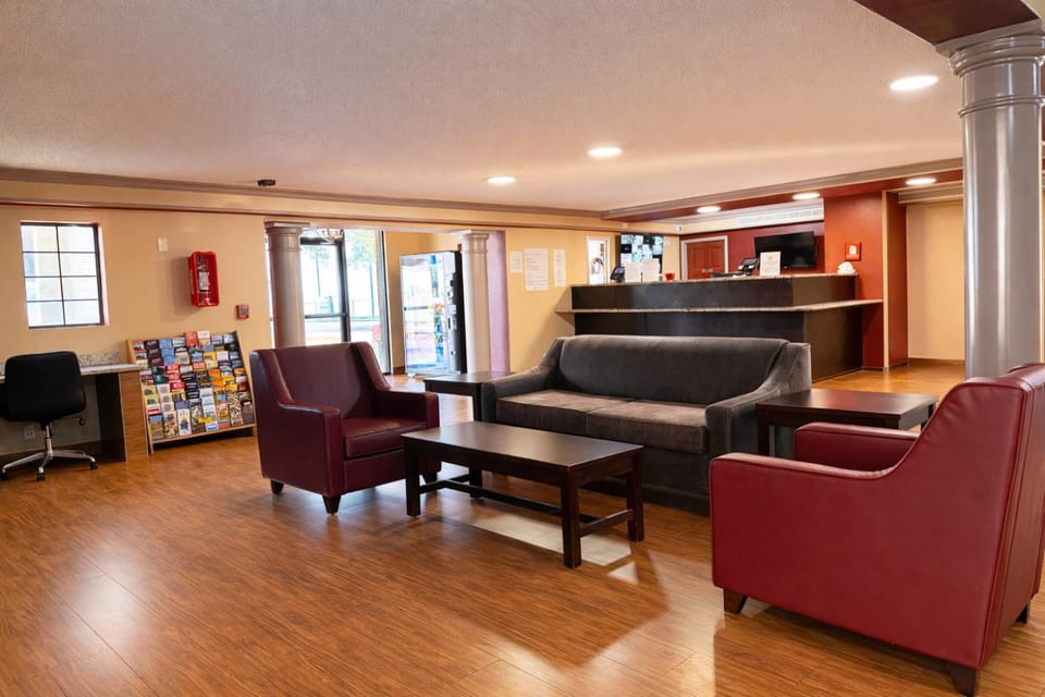 Lobby or reception, Seating area
