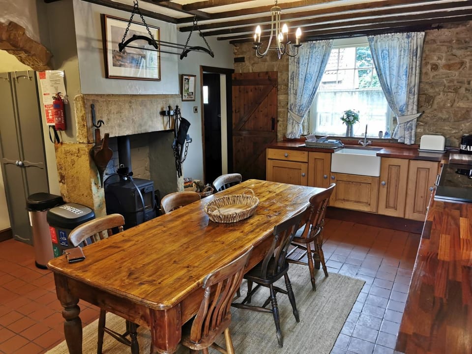 Coffee/tea facilities, Kitchen or kitchenette