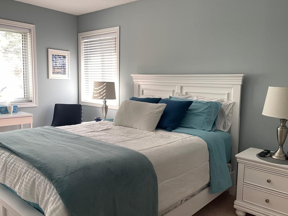 Bed, Photo of the whole room