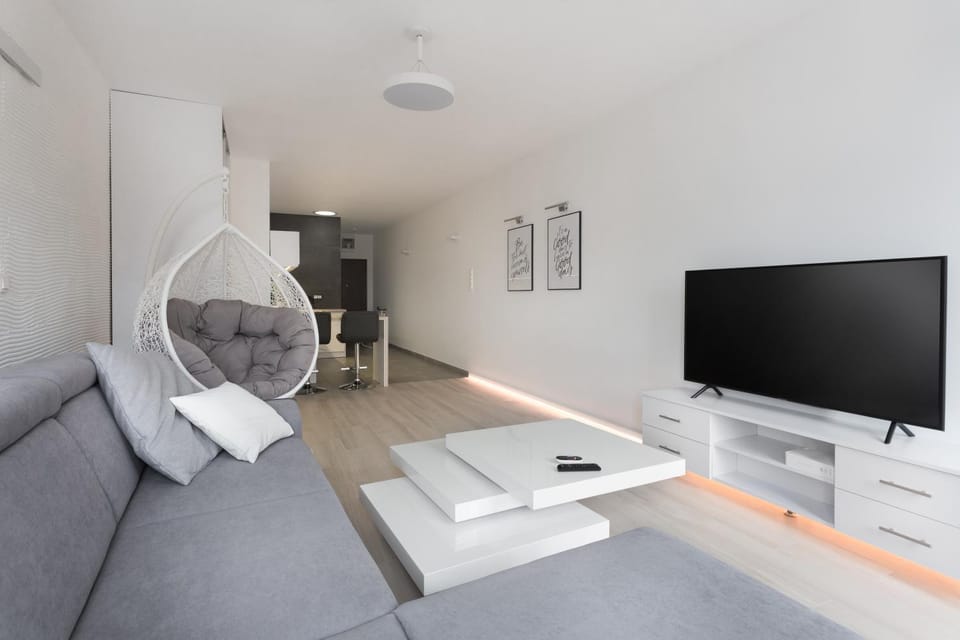 LAJŚNIJ sobie Apartment Apartment in Poznan
