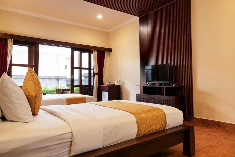 Bed, TV and multimedia, Photo of the whole room, Bedroom, minibar, safe