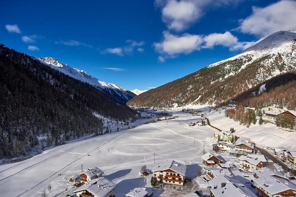 Bird's eye view, Skiing, Sports