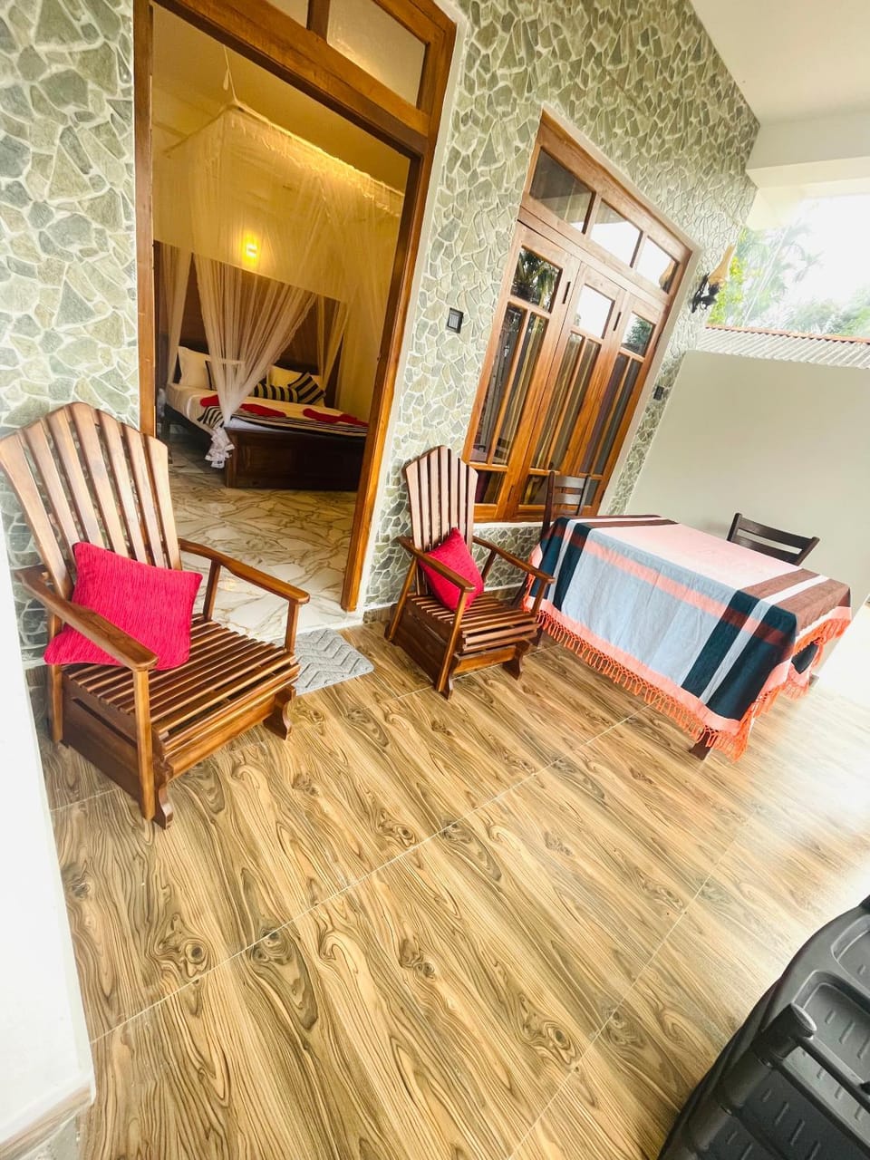 Bed, Seating area, Bedroom