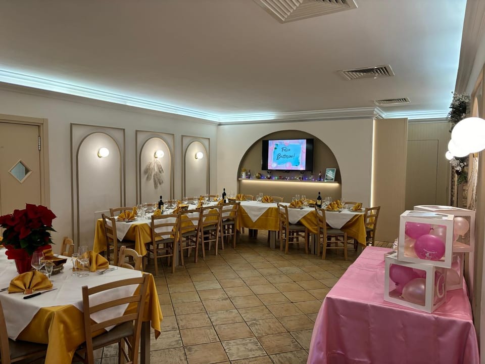 Restaurant/places to eat