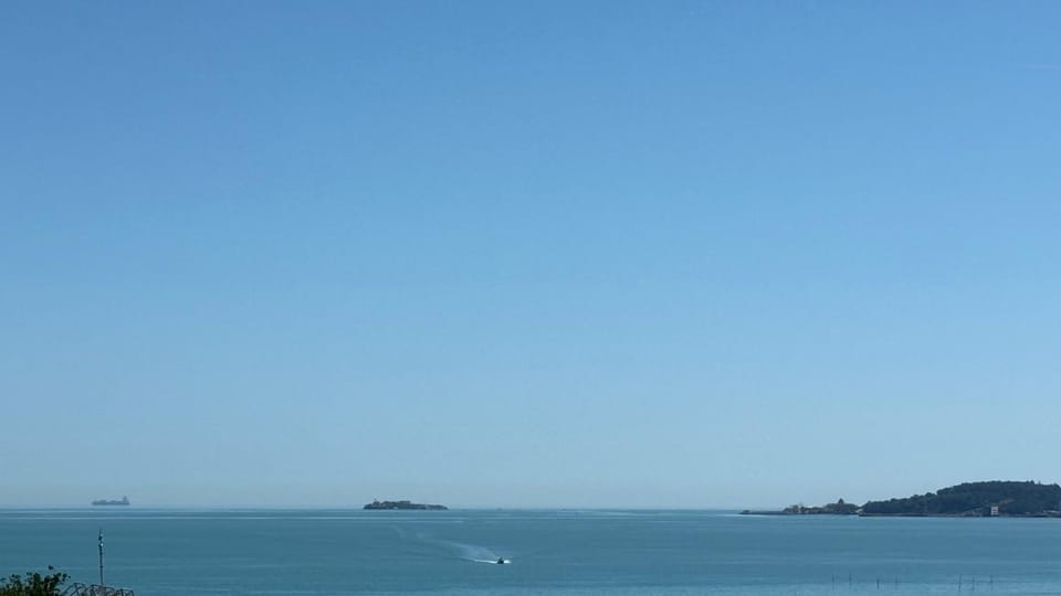 Day, Sea view