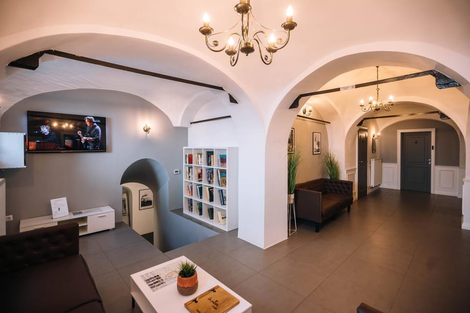Lobby or reception, Seating area