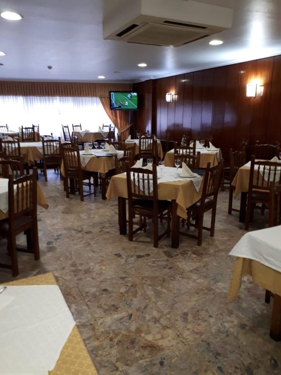 Restaurant/places to eat, Restaurant/places to eat