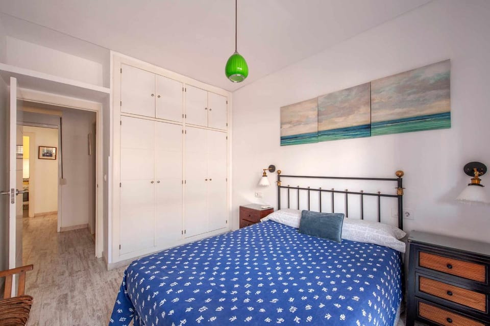 Apart Luminoso céntrico 3 hab + 2 baños Apartment in Seville