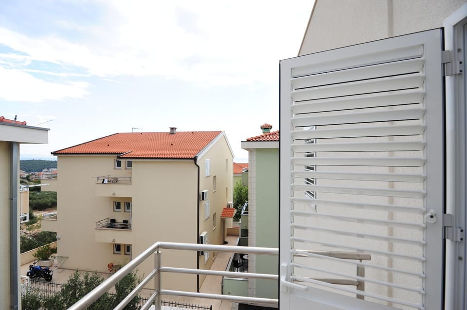 Apartments Knežević Apartment in Makarska