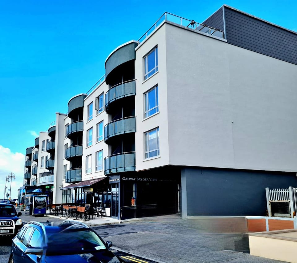 Property building, Street view, Location