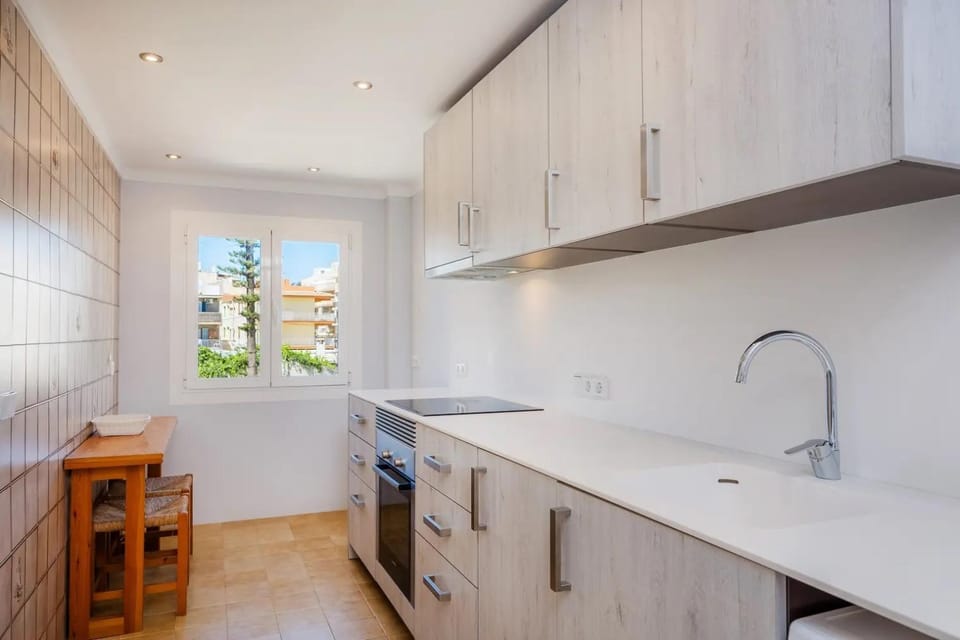 Dúplex Voramar MHM Seafront Apartment in Llevant