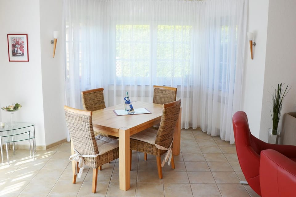 Haus Birnbaum House in Zingst