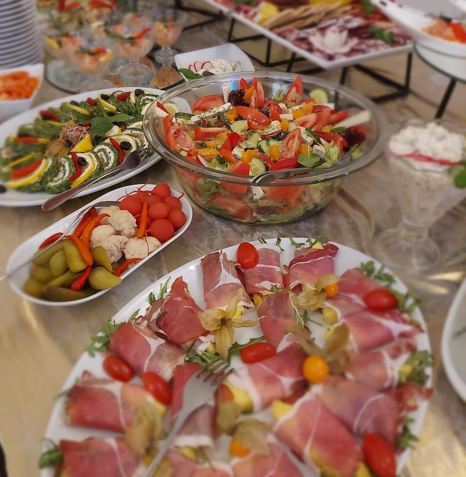 Food and drinks, Food, Breakfast, Buffet breakfast
