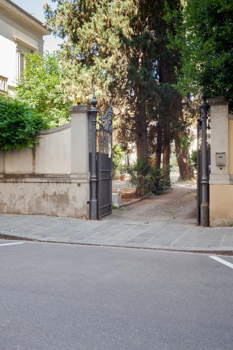 Cottage in centro con parcheggio privato Apartment in Florence