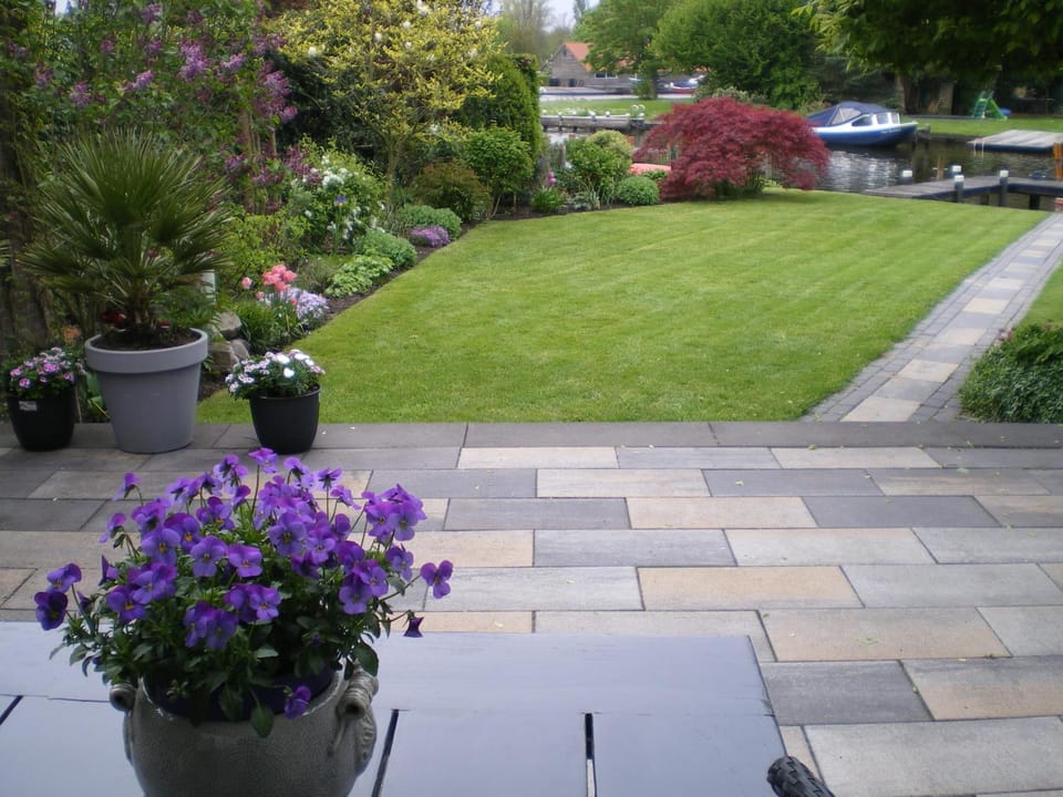 Garden, Garden view