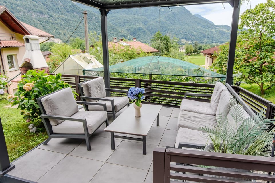 Patio, Spring, Day, Natural landscape, View (from property/room), Balcony/Terrace, Seating area, Garden view, Mountain view, Swimming pool, sunbed