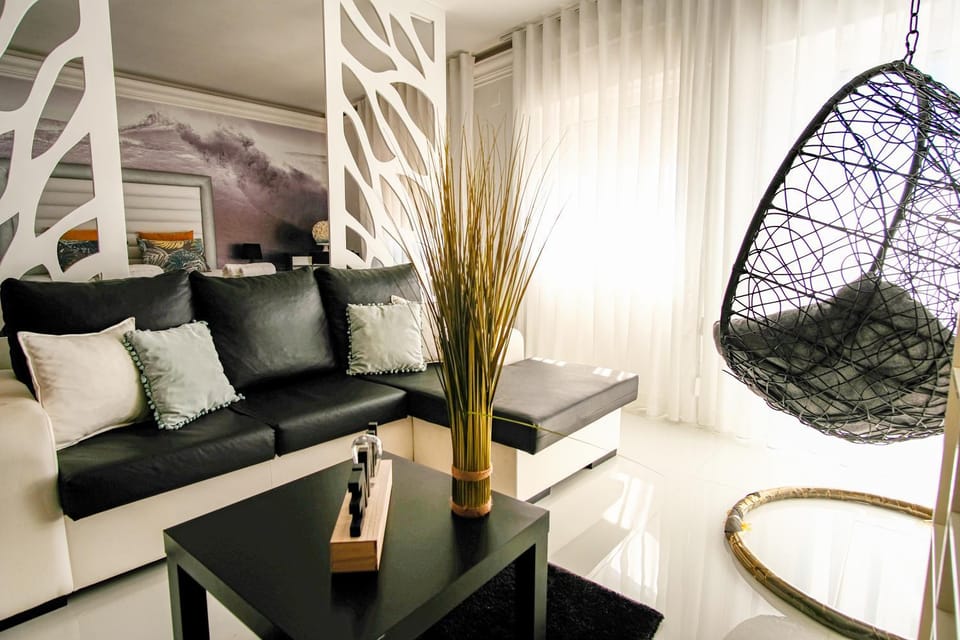 Living room, Sea view