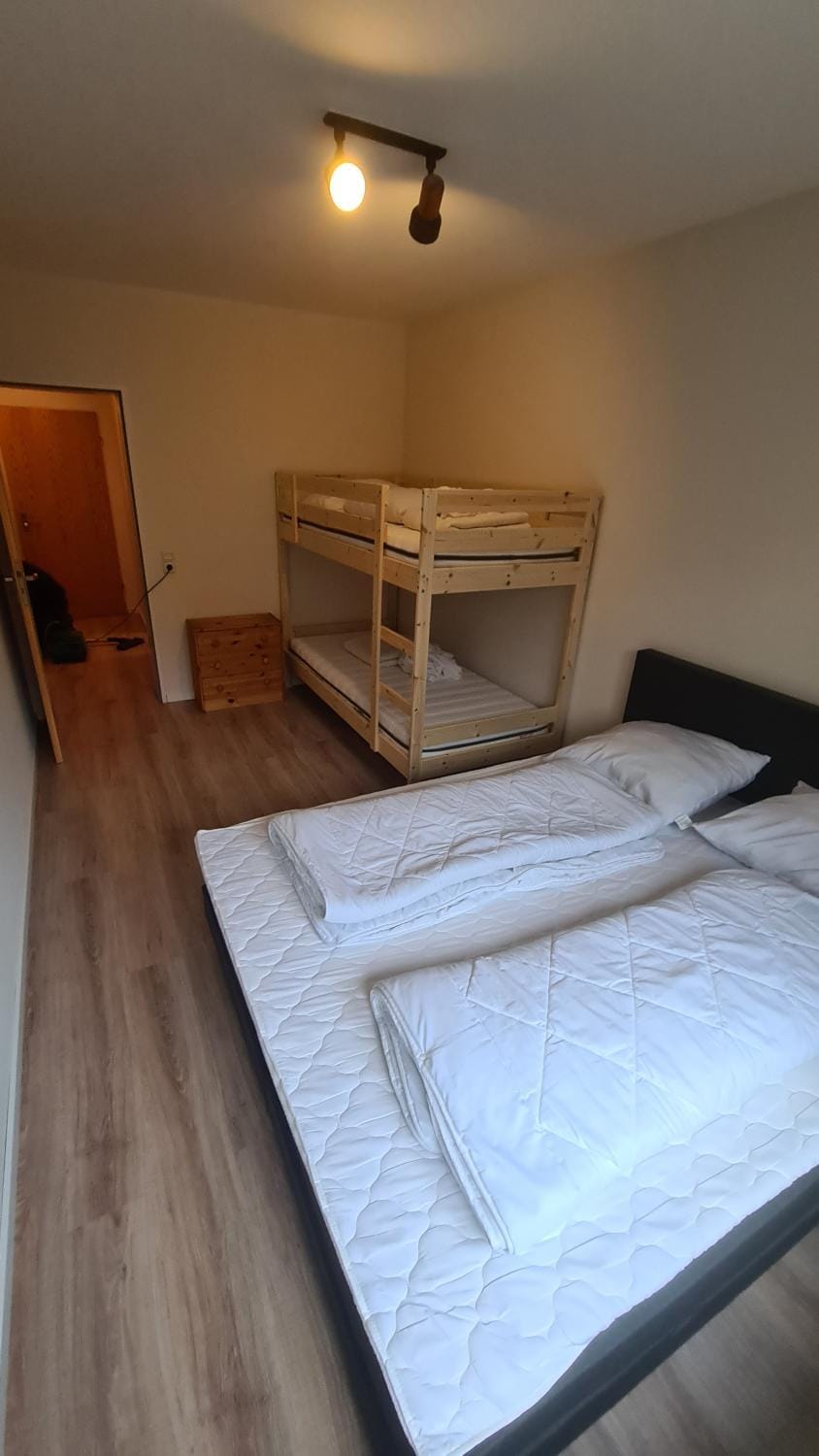 Bed, Bedroom, bunk bed
