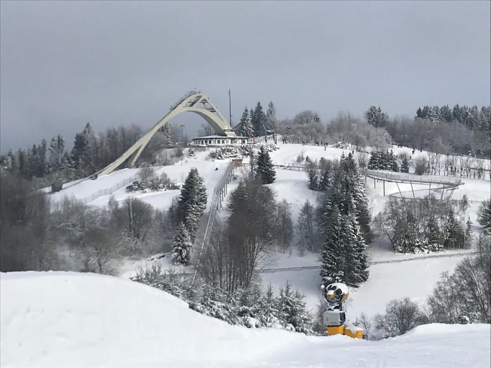 Nearby landmark, Natural landscape, Winter, Area and facilities
