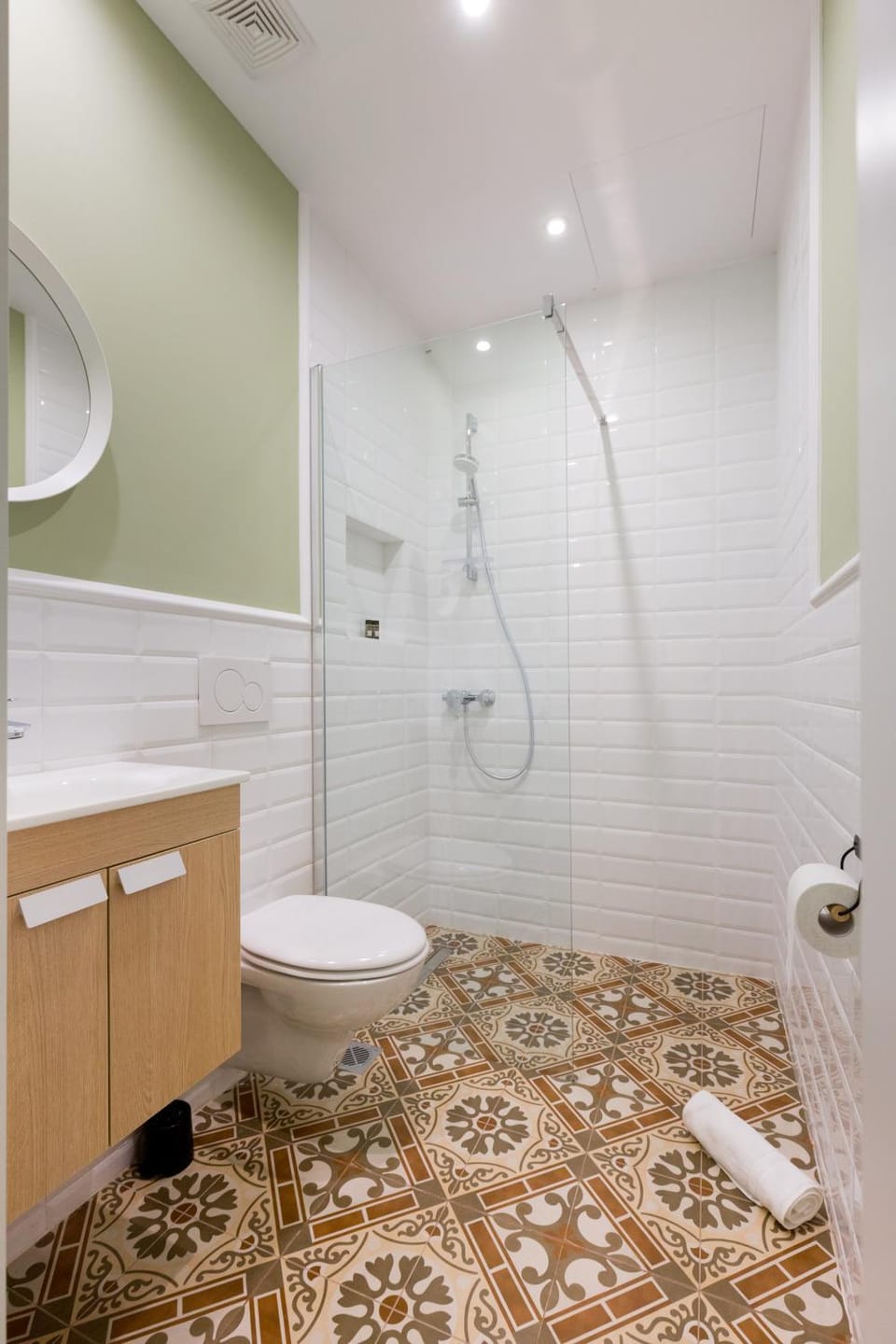 Shower, Toilet, Bathroom