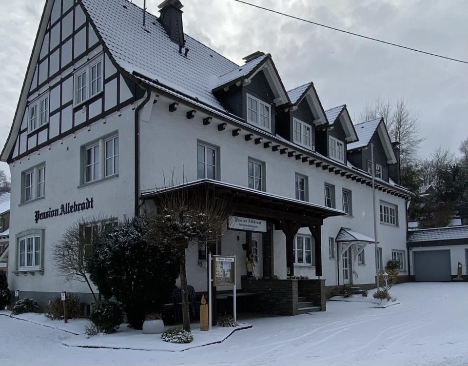Property building, Winter