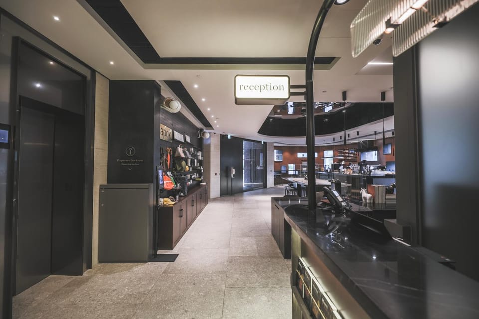 Facade/entrance, Lobby or reception