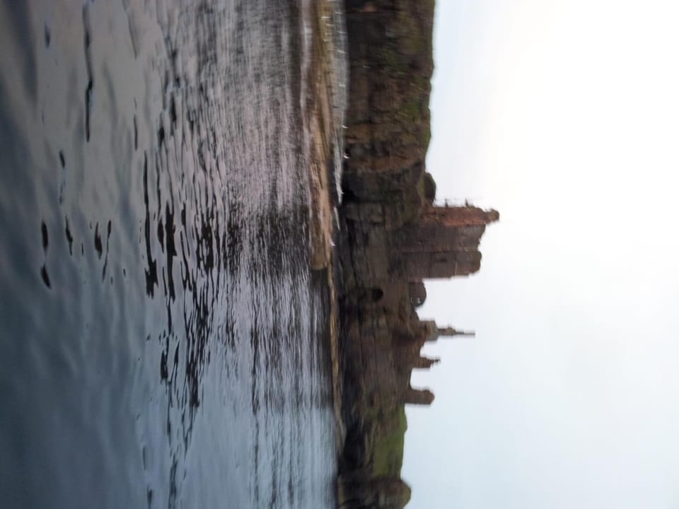 Nearby landmark, Day