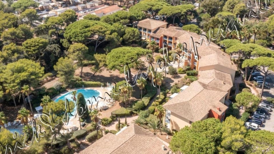 Bird's eye view, Beach, Aqua park, On site, Pool view, Sea view, Swimming pool, Swimming pool, Parking