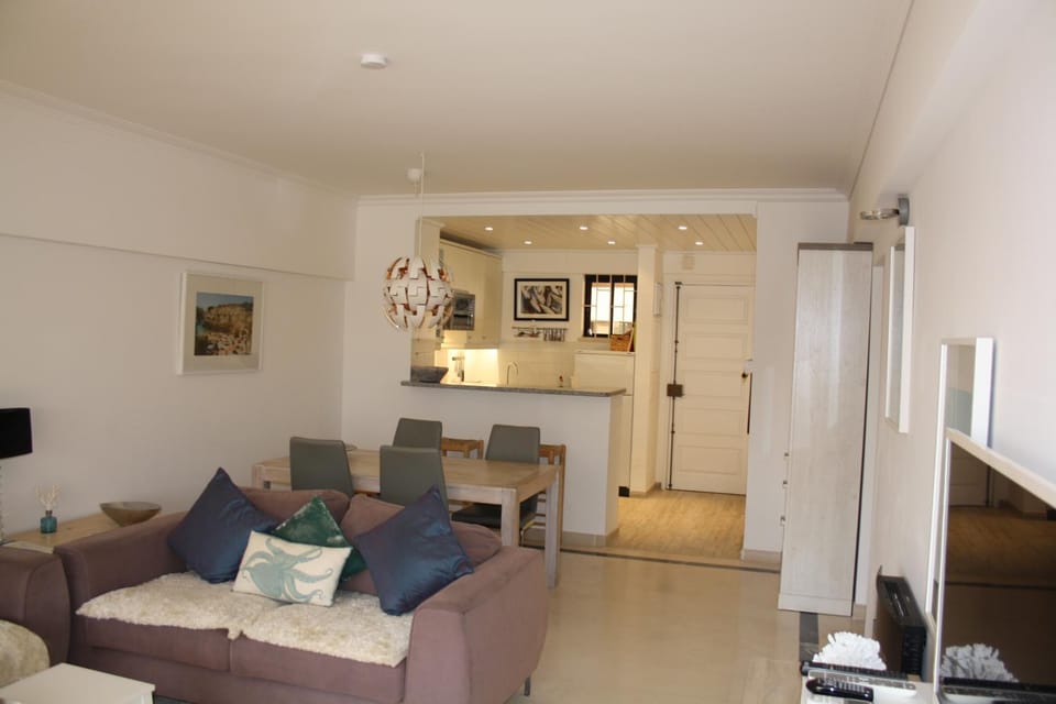 Seastar Apartment in Quarteira