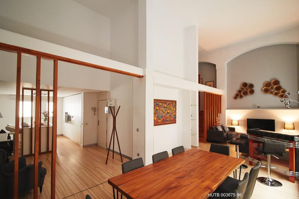 Day, Living room, Dining area, On site