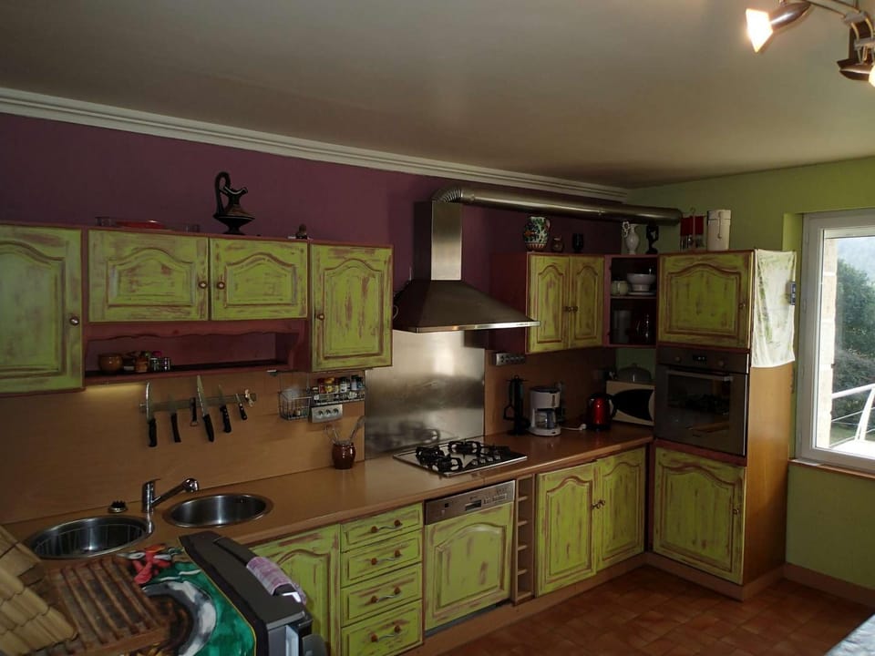 Kitchen or kitchenette, Garden view, Mountain view, River view