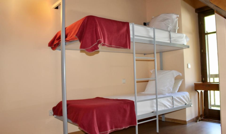 bunk bed