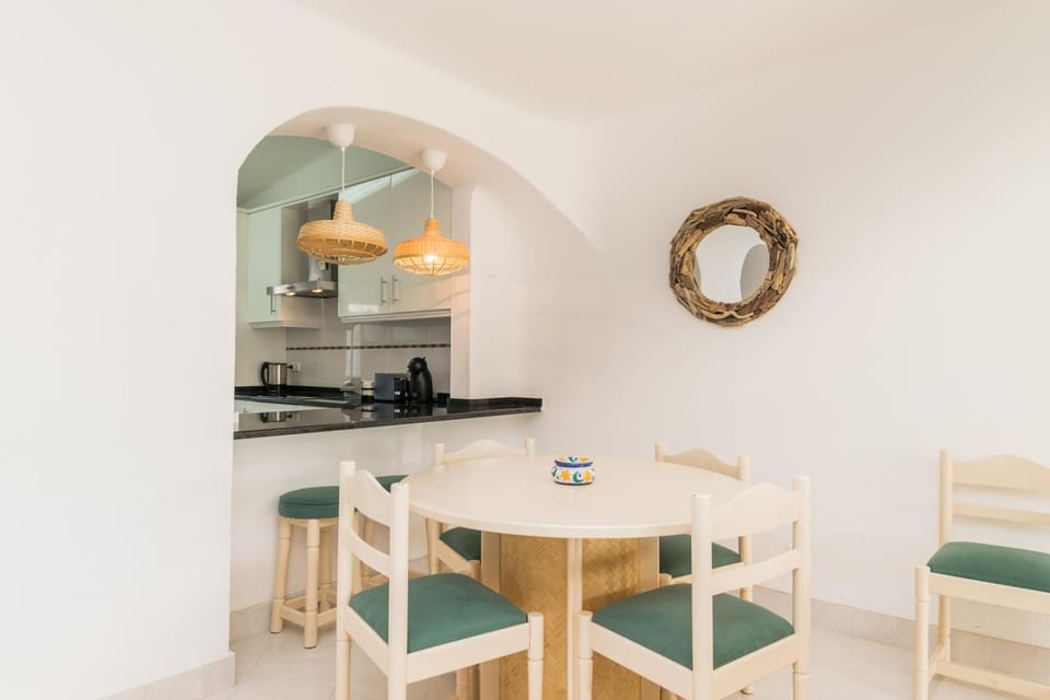 Great S.Rafael Aprt. walking distance to the beach Apartment in Guia