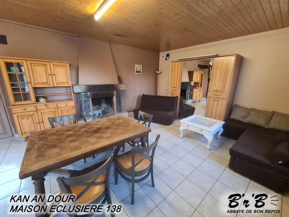 Living room, Seating area, flat iron