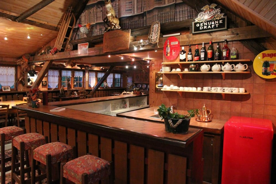 Lounge or bar