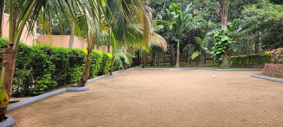 Garden view, Parking