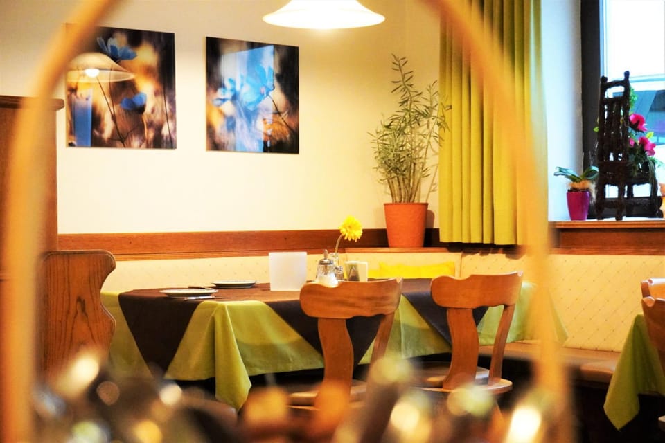 Restaurant/places to eat, Breakfast