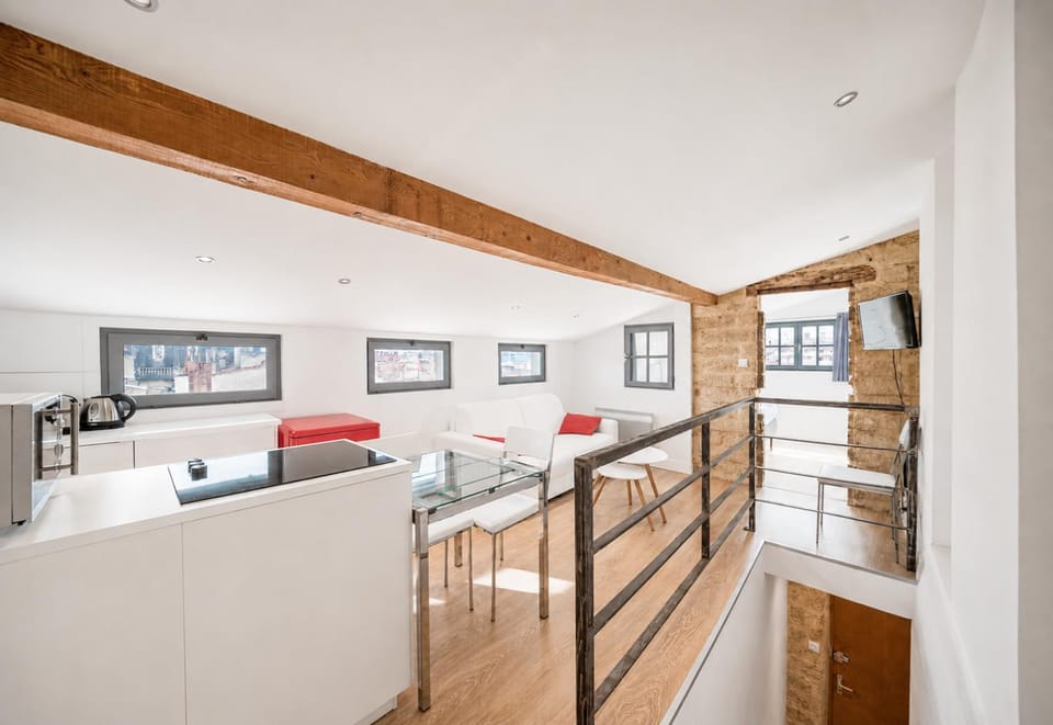 Communal lounge/ TV room, Living room