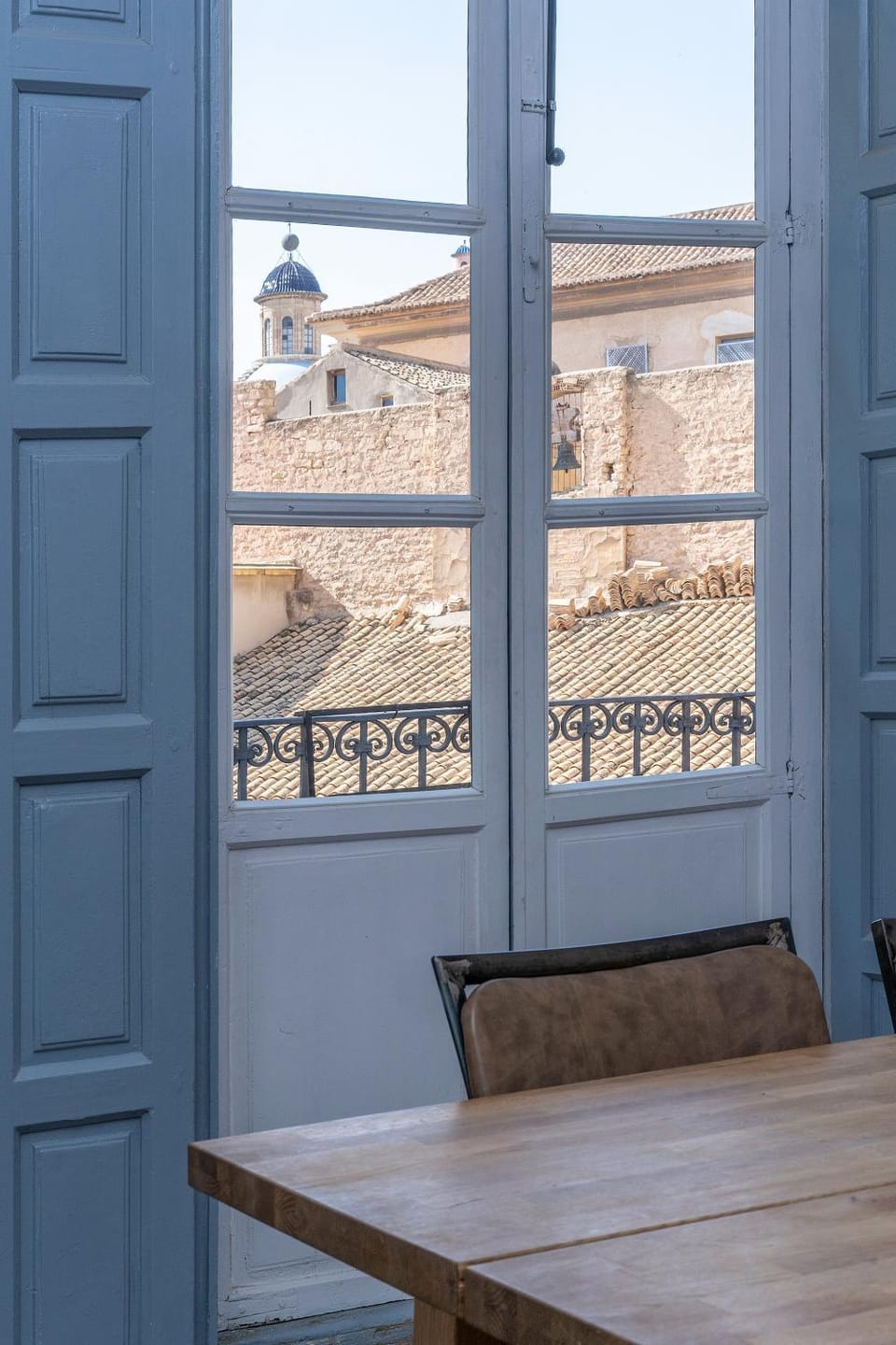 Facade/entrance, Off site, City view