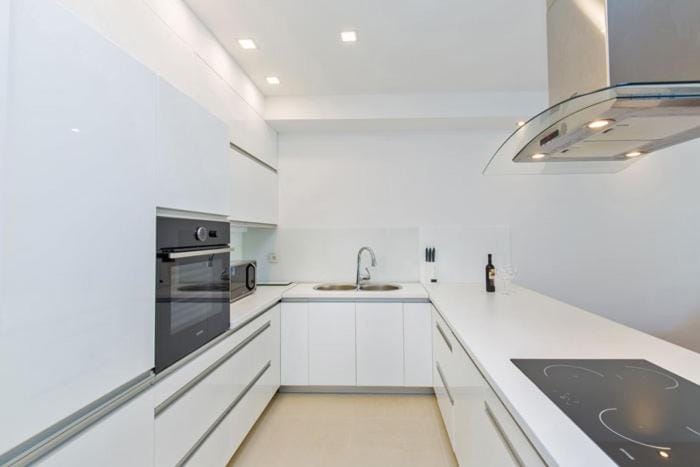 Kitchen or kitchenette